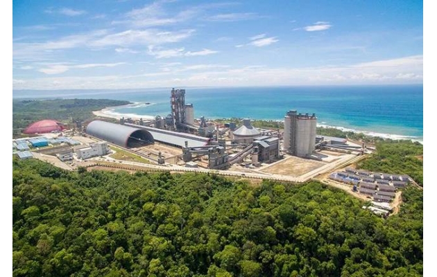 The transformer used in the cement plant in the Philippines runs smoothly