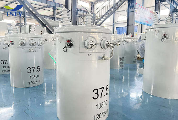 13.2kV/13.8kV pole-mounted distribution transformers